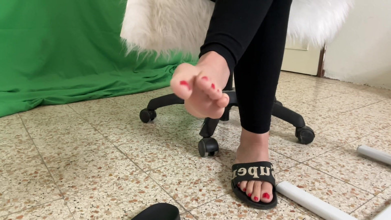 Bergami Melissa: Mira mis pies y los anhelas