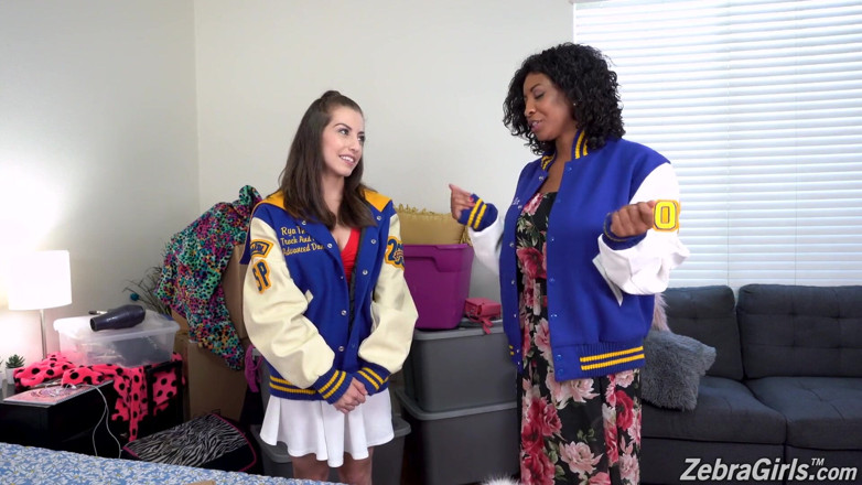 Zebra Girls: September Reign and Spencer Bradley have lesbian sex