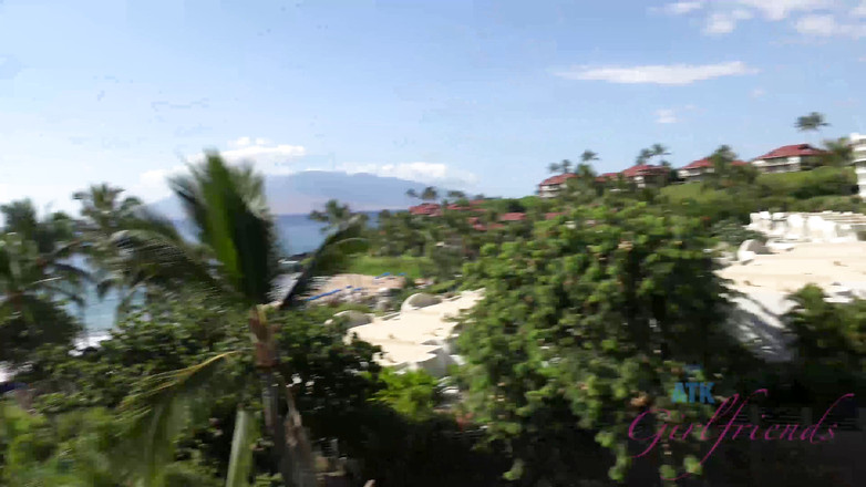 ATK Girlfriends: kenzie kai के साथ हवाई पर वर्चुअल वेकेशन भाग 4