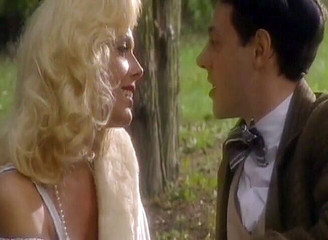 Public Lust: Venkovní sex s perfektní blonďatou holkou