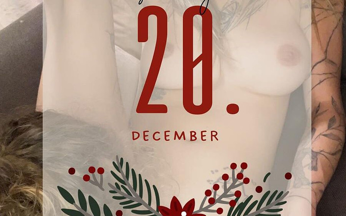 Cur1ouscoup420: 彼女の濡れたマンコを食べる