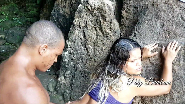 Paty Bumbum: Alex Lima E Bruxo Fire Se Juntou Para Dar Rola...