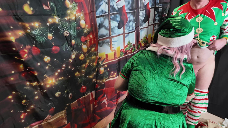 The Izars: Dag 10 Elves op de plank van seksspeeltjes