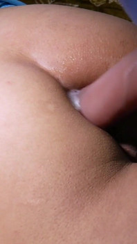 This Dildo Fits in My Asshole and I'm a Dildo-loving Anal Slut.