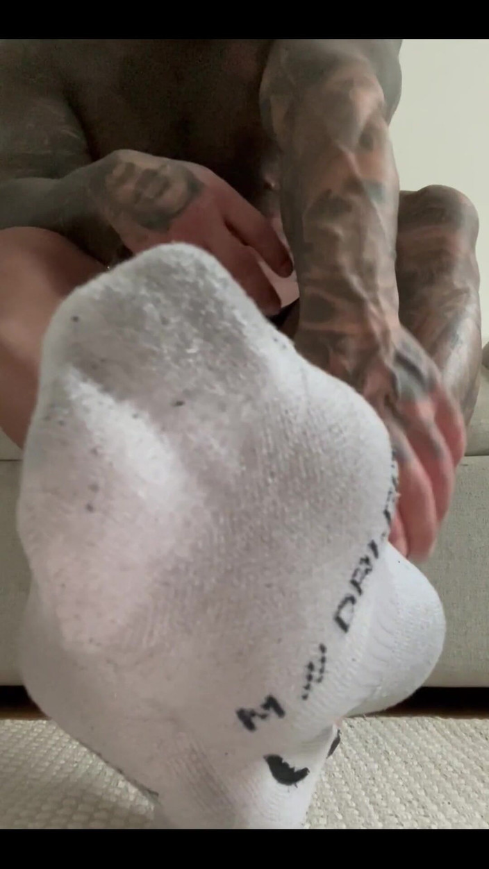 Jasons feet: Zdobądź drugą pracę