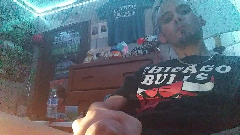 KingSpade: Mijn ballen knijpen terwijl ik mijn lasso'd pik streel tot...