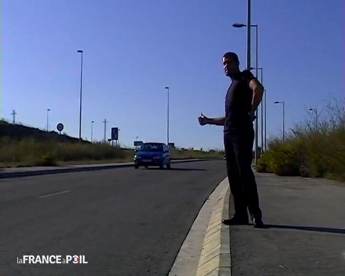 La France a Poil: Cewek hot rambut cokelat lagi asik khusus penumpangnya