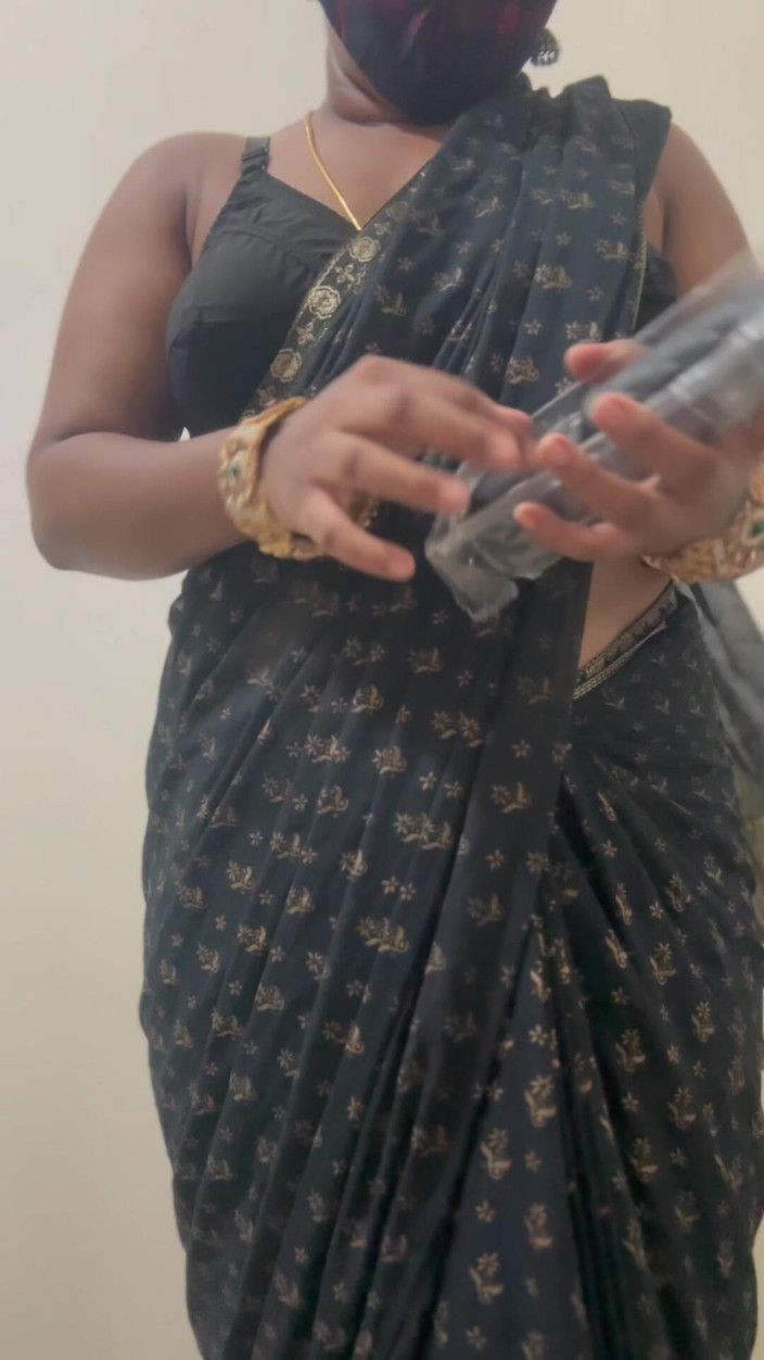 Desi World: Having Fun with Delivery Boy Tamil Clear Audio Part-1