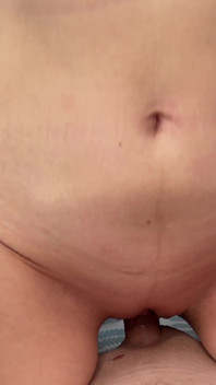 สาวผมทองหีฉ่ำกระโดดเย็ดควย - มุม POV
