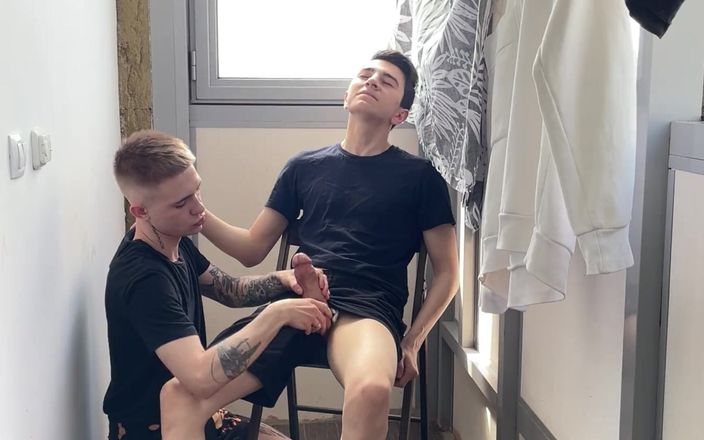 Ethan Lestray: Gav en student med en stor och förde honom till...