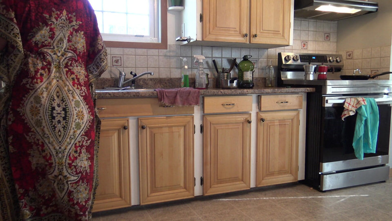 Stepmom Susan: Tato uklízečka je v šoku!! Vytáhl jsem svého velkého ptáka pro...