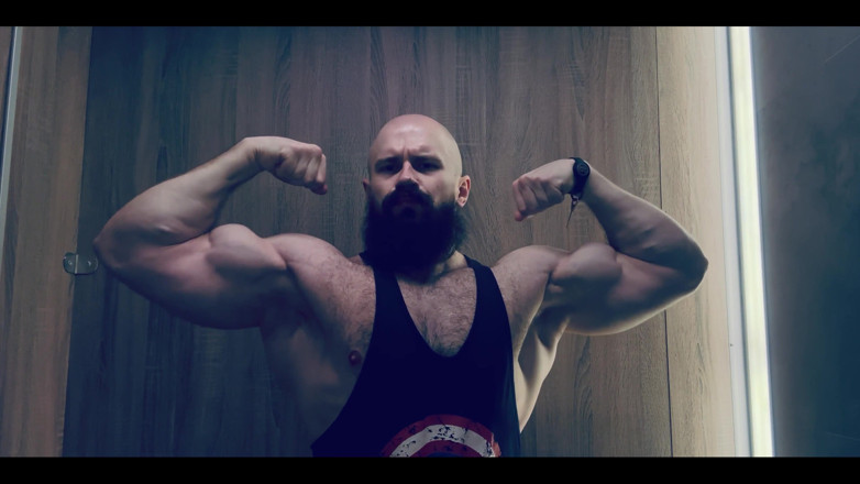 Mister Stone: Strong Man