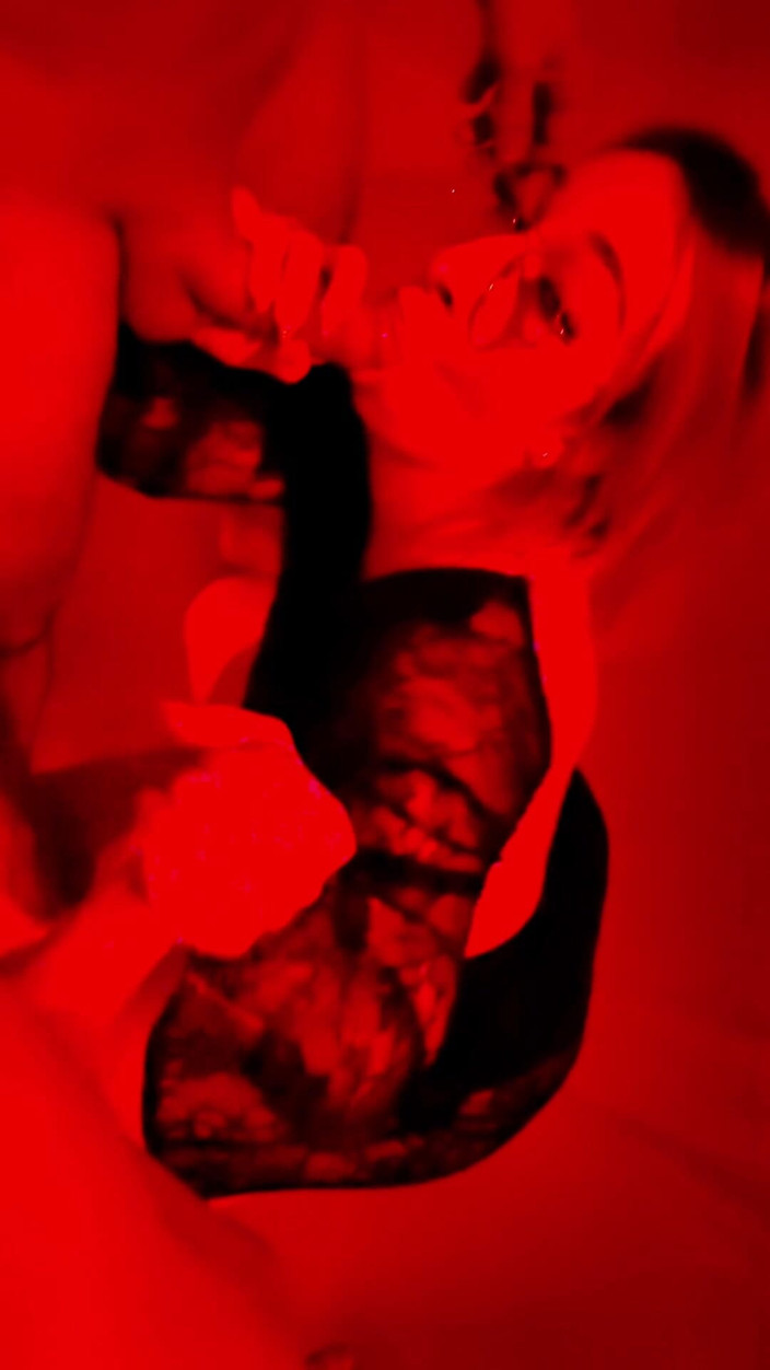 GIULIANA_OFFICIEL: Hhf Threesome Dengan Pelanggan Bahagian 2