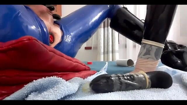 Rubberdoll ruby: 流