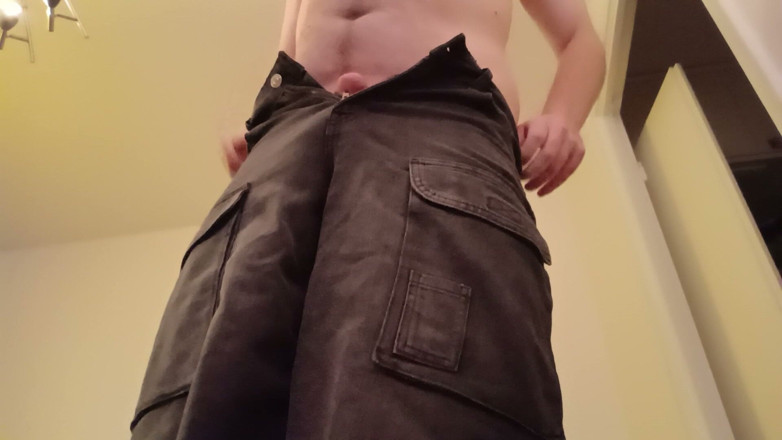 Ed Eden: Pantaloni negri lungi și scurți