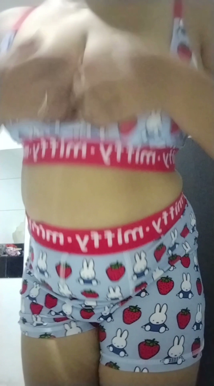 Creamyjoy: แม่น่าเย็ดฟิลิปปินส์เซ็กซี่, เล่นใน miffy bra และกางเกงในของเธอ
