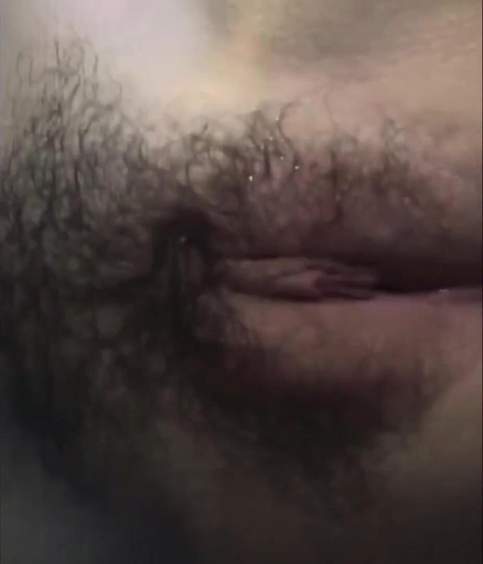 Hashini Hirunika: Futai cu degetul în pizdă bF