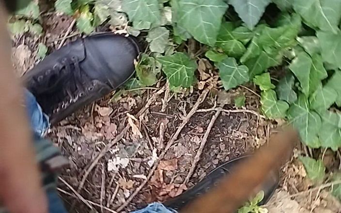 Bayer911: Ngoài trời