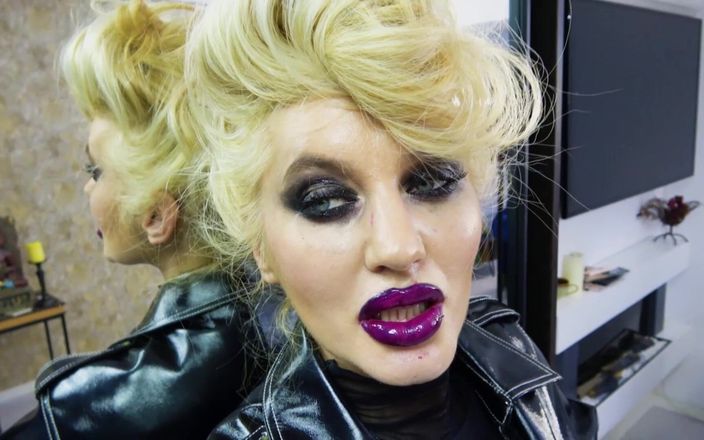 Goddess Celine: Sei curato? (Dipendenza da collant)