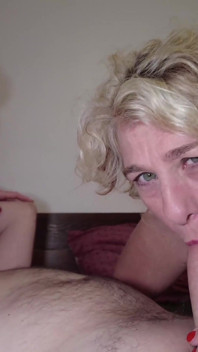 MFF Lily Kink Gets Fucked and Squirted on