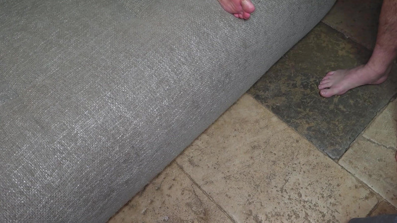 MT gay prod: Üç heteroseksüel adam, eşlerinin önünde eşcinsel gibi sevişiyor