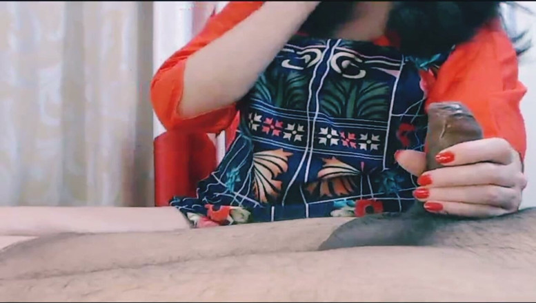 Bolly Karma: Частное видео красивой домашней жены