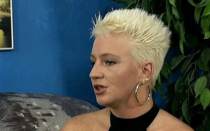 Tabu Film: Program seks sama tante binal jerman