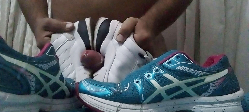 Sneakerfetish_BR: Trampki jebanie i sperma na asics