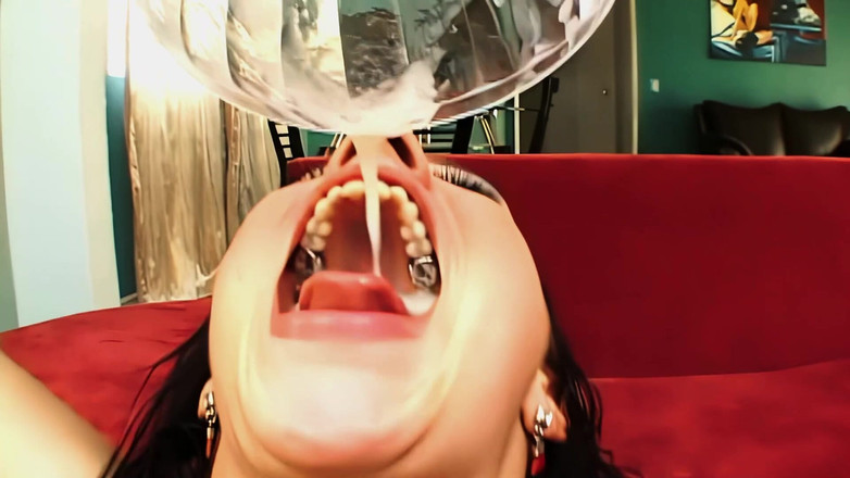 FapFlare: Gianna Michaels saje a polyká mrdku od Johna Stronga a...