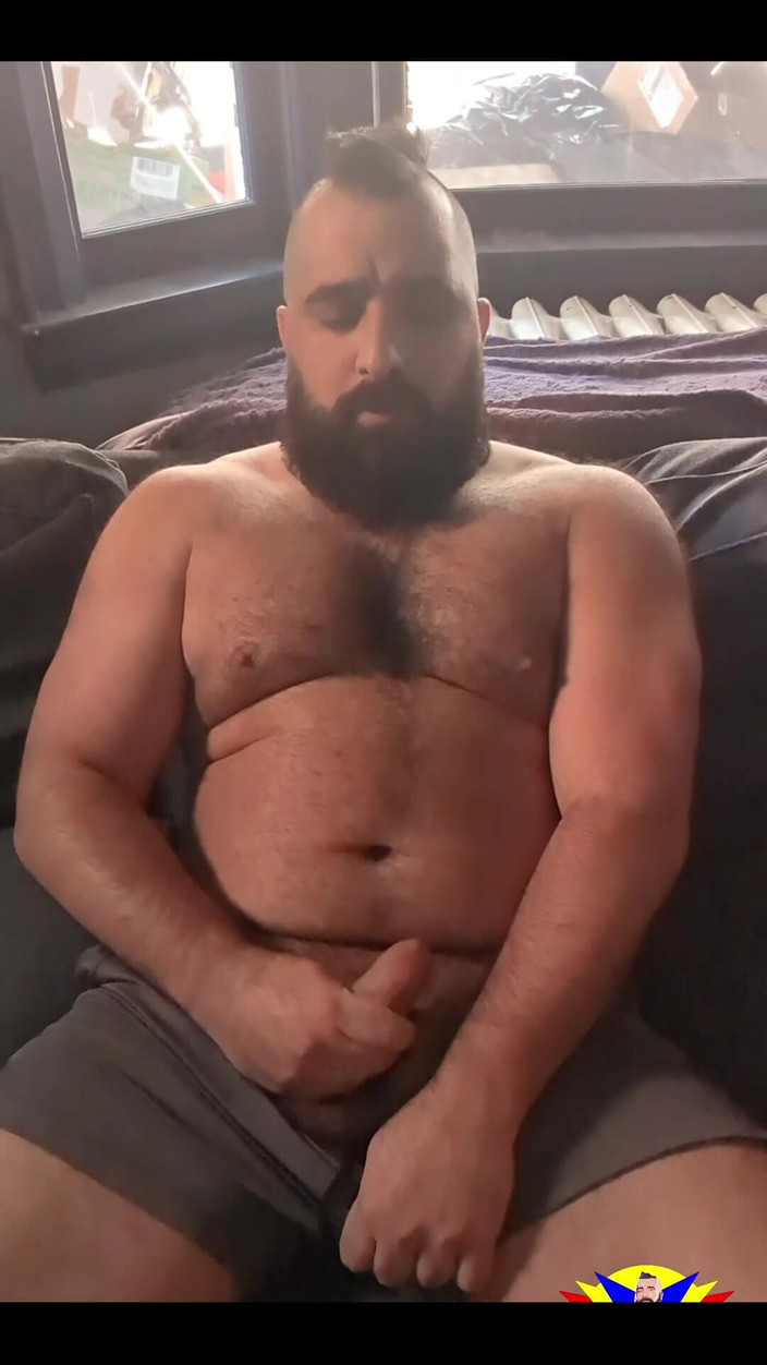 Bare Ranger: Іноді я прокидаюся і думаю - хмм, чи повинен я спочатку випити кави або повеселитися до початку дня?