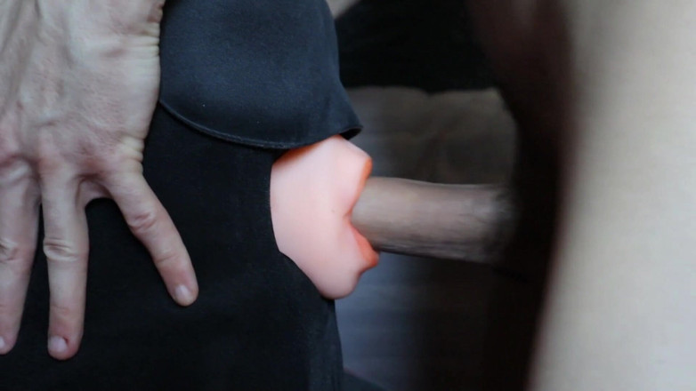 SEXY_GUYBEST: 입에서 침묵하는 여친 따먹기