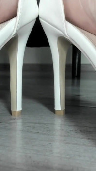 Touch Arches in Heels