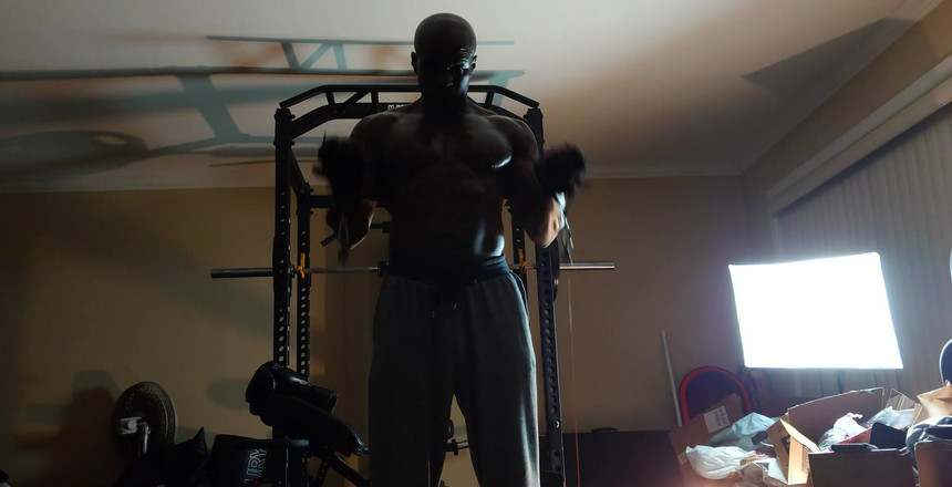 Hallelujah Johnson: प्रतिरोध प्रशिक्षण कसरत 6