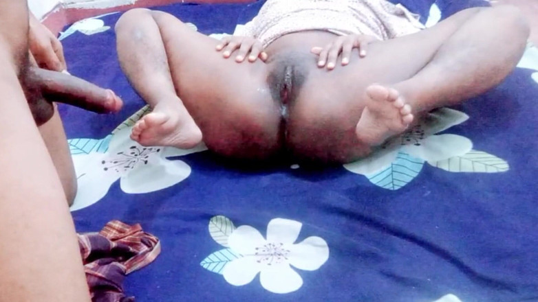 Favorite obsession: Mein stiefvater hat mich erkämpft, als ich mit dildo fingere...