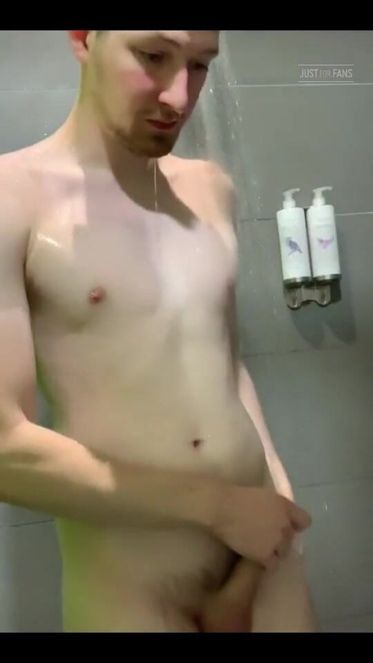 Bob Steel: 单人浴室