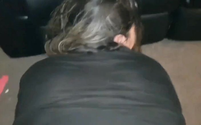 Indian fuck queen: Manžílek zezadu tvrdě buší do mé kundičky a hluboko prstí...