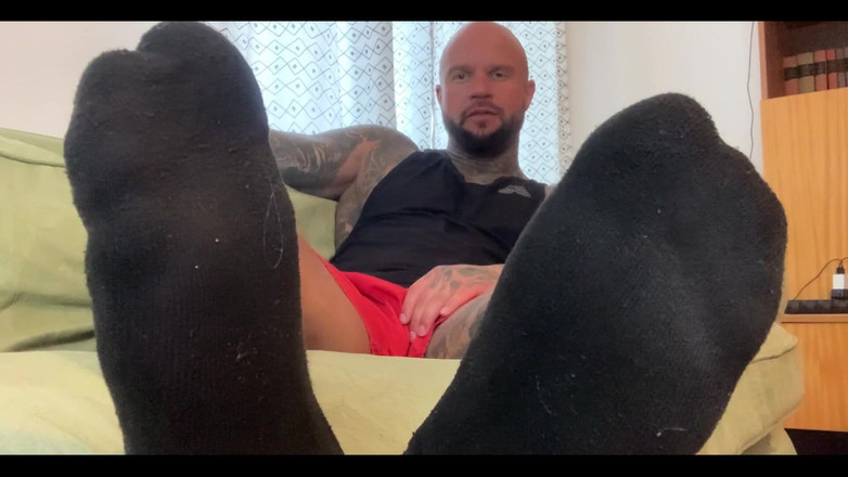 Jasons feet: Oler los pies apestidos de tus padrastros después del gimnasio