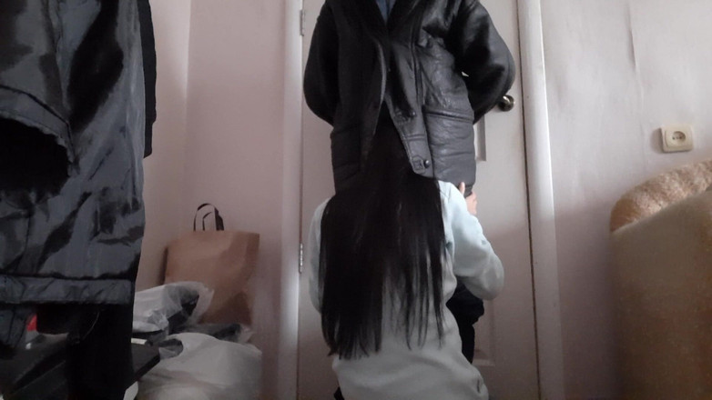 Lesbian-candys: Я быстро кончаю в рот соседке, потому что ее муж уже начал открывать входную дверь