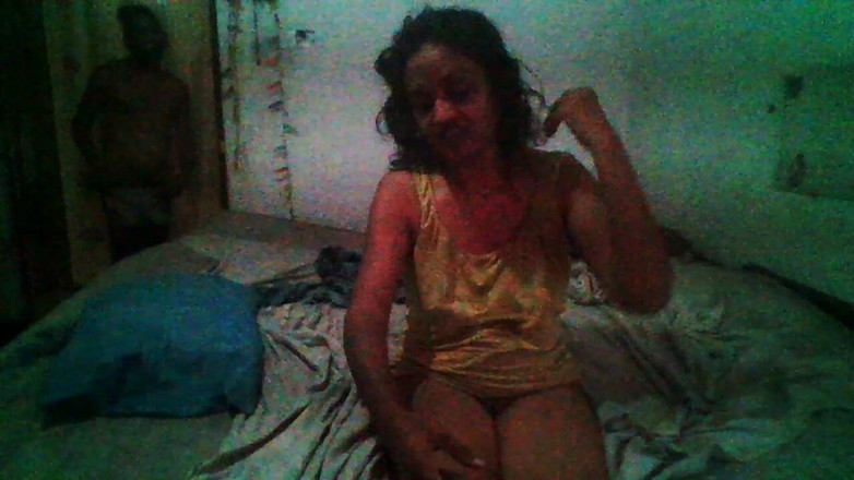 Tina Baby: Początek nowego romansu z zasadami tabu