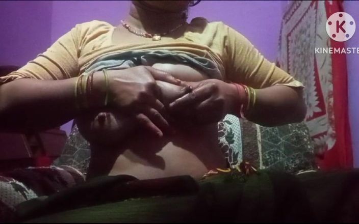 Sexy gunjan: 印度性感哥巨大的胸部按摩