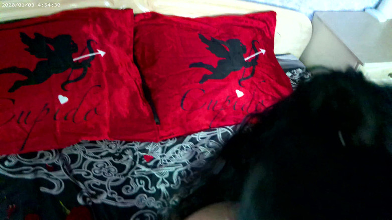 DirtyLubov: Oral Sex in a Rose Bed