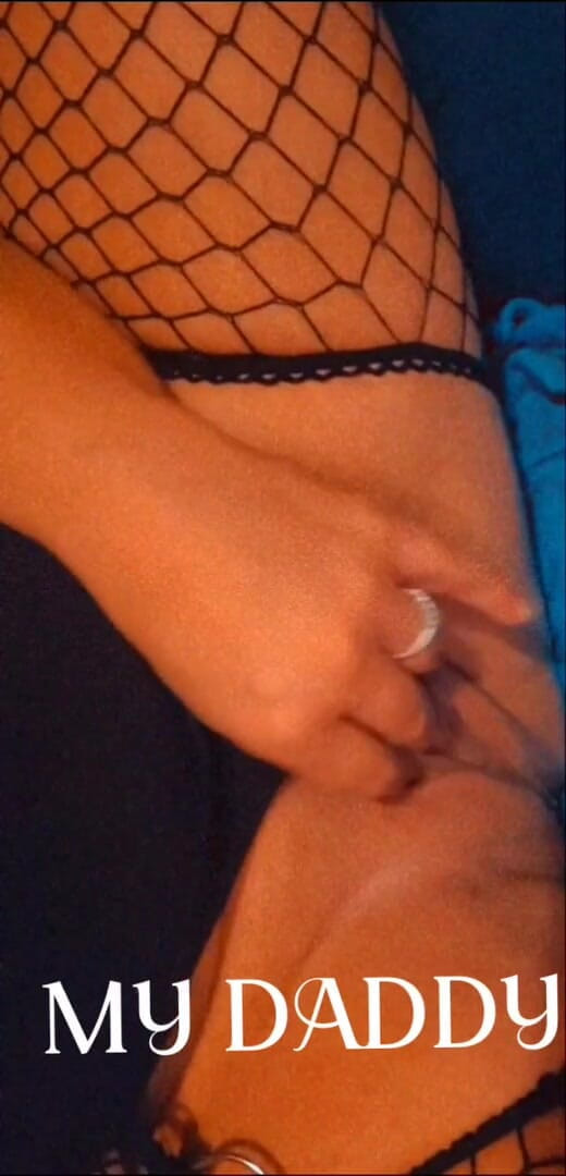 SuperHeadStormyRae: Big clit