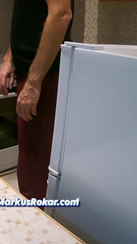 Macecha V Kuchyni Řekla Žádný Sex! - Umožňuje Nevlastnímu Synovi Pouze Honění a Stříkání Na Její Tlustý Zadek