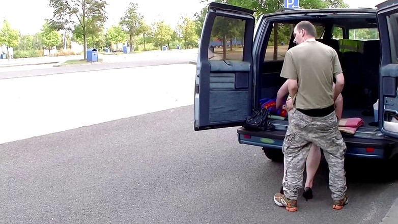 Mature Climax - 100% Mature Videos: टैटू वाली लाल बालों वाली परिपक्व की कार में चुदाई