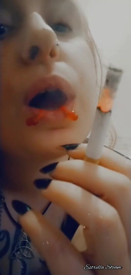 Estrella Steam: Smoking girl close up