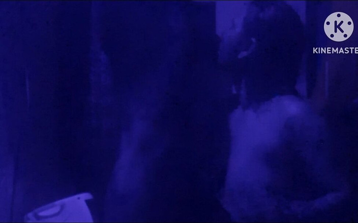 Busty Banuu: Tchyně roztrhá kundičku švagrové