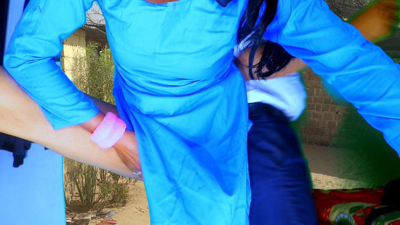 Rakul008: Sex în campusul facultății. Outdor Sex desi excitată futai în picioare o...