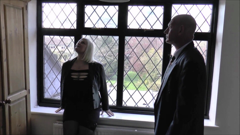 Older Women Club: Lacey Starr and Warren Gray fucked in empty house