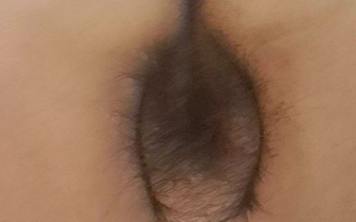 Mommy big hairy pussy: 成熟したマンコのクリーニング