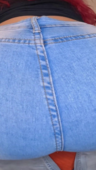 Seluar jeans berambut merah lap pov kentut - menggesel pada batang awak